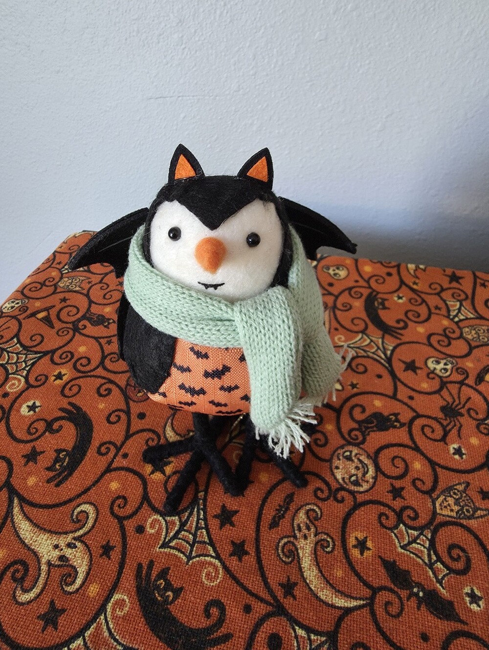 Halloween Target Bird Decor